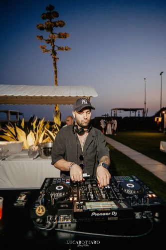 White Dress beach party at Savoy Beach Club Paestum for a destination wedding.