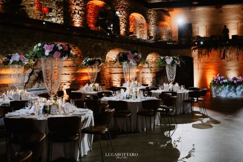 wedding-dinner-tuff-hall-castello-rocca-cilento01410